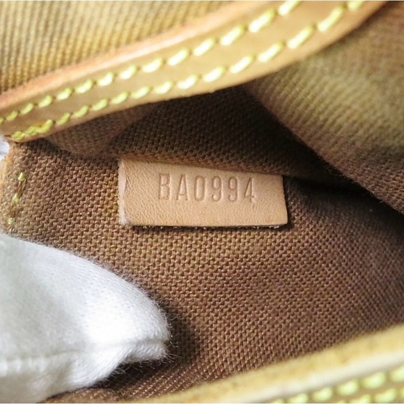 Meet your Posher, Jonnathan - Picture 9 of 13